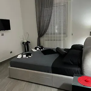 Apartment Un Posto Solare, Naples